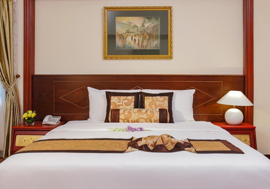 Royal Hotel Saigon Cidade de Ho Chi Minh Exterior foto